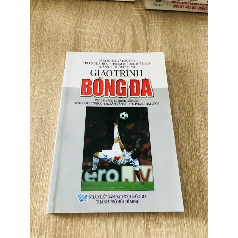 GIÁO TRÌNH BÓNG ĐÁ  1043121