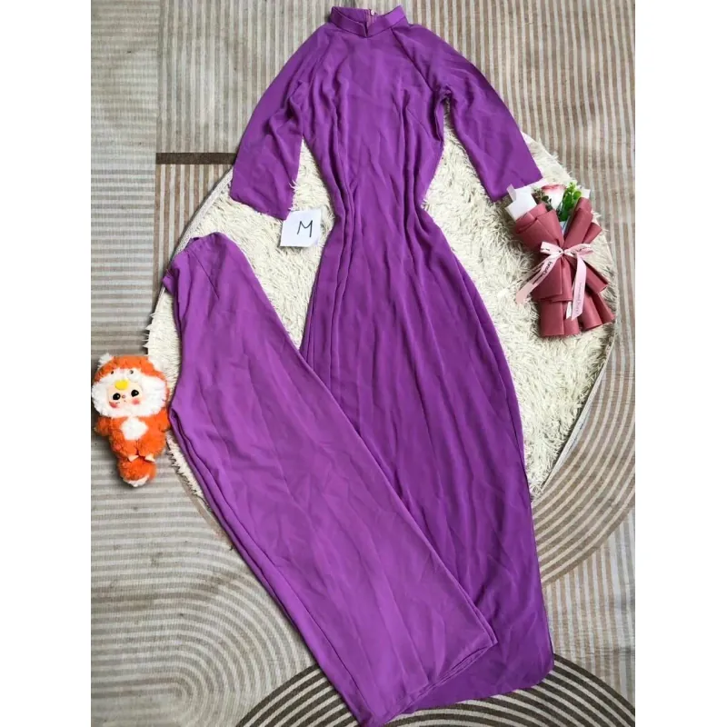 Em pass áo dài size M 110k/set 1001206