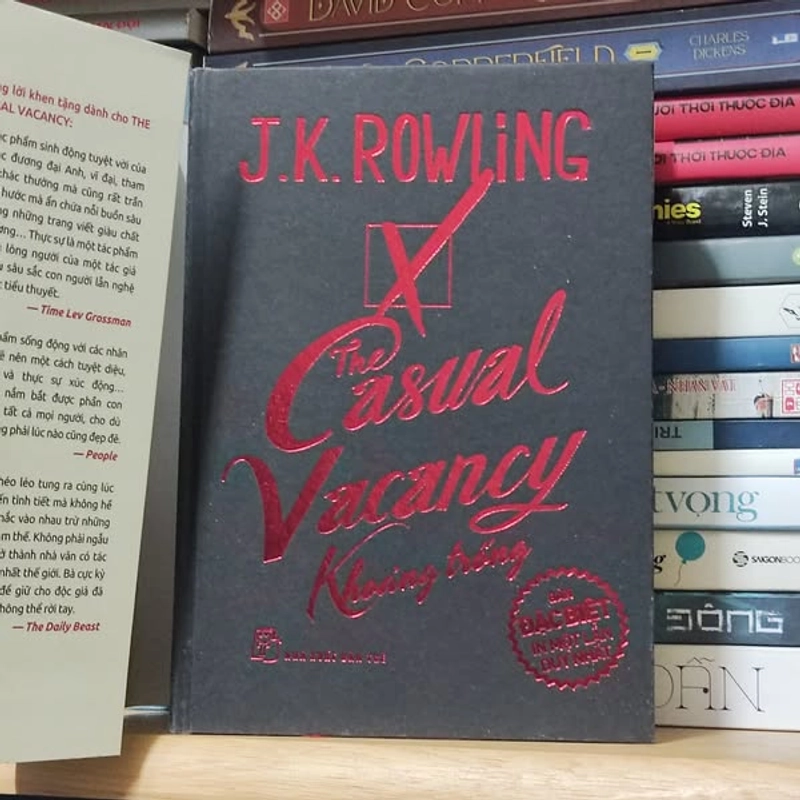The Casual Vacancy khoảng trống (Bản đặc biệt chỉ in 1 lần duy nhất) - J.K.Rowling 353184