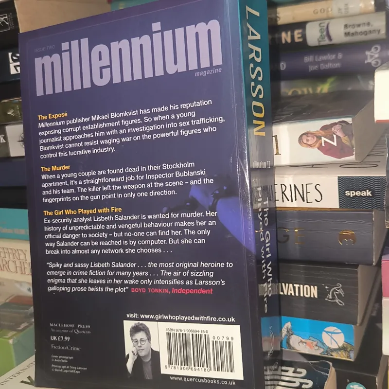 Ngoại văn cũ giá rẻ The girl who played with fire 932772