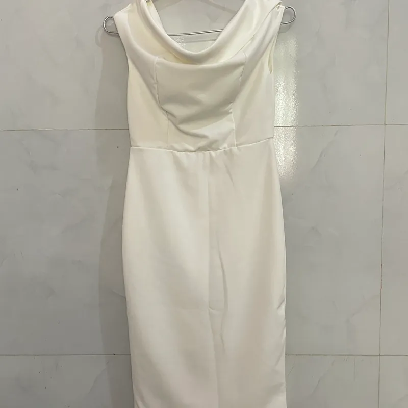 Đầm body trễ vai 591701