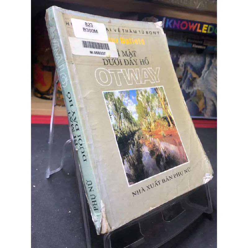 [Sách Cũ SCGR] Bí mật dưới đáy hồ Otway 1998 mới 65% ố bẩn bìa xấu Arthur Upfield HPB0906 SÁCH VĂN HỌC 684950