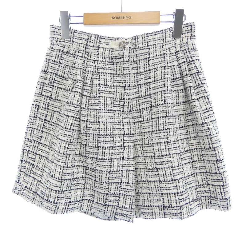 Chanel CHANEL P75500V67221 Quần Short - Hàng hiệu Chính hãng 820583