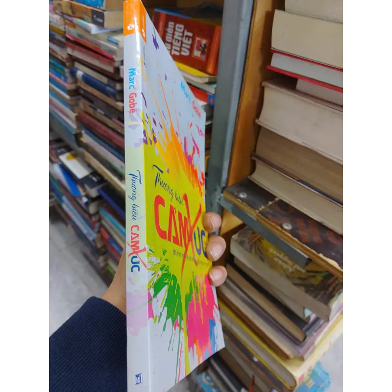 sách Thương hiệu cảm xúc , mô hình mới kết nối thương hiệu với con người  (B1) 703555