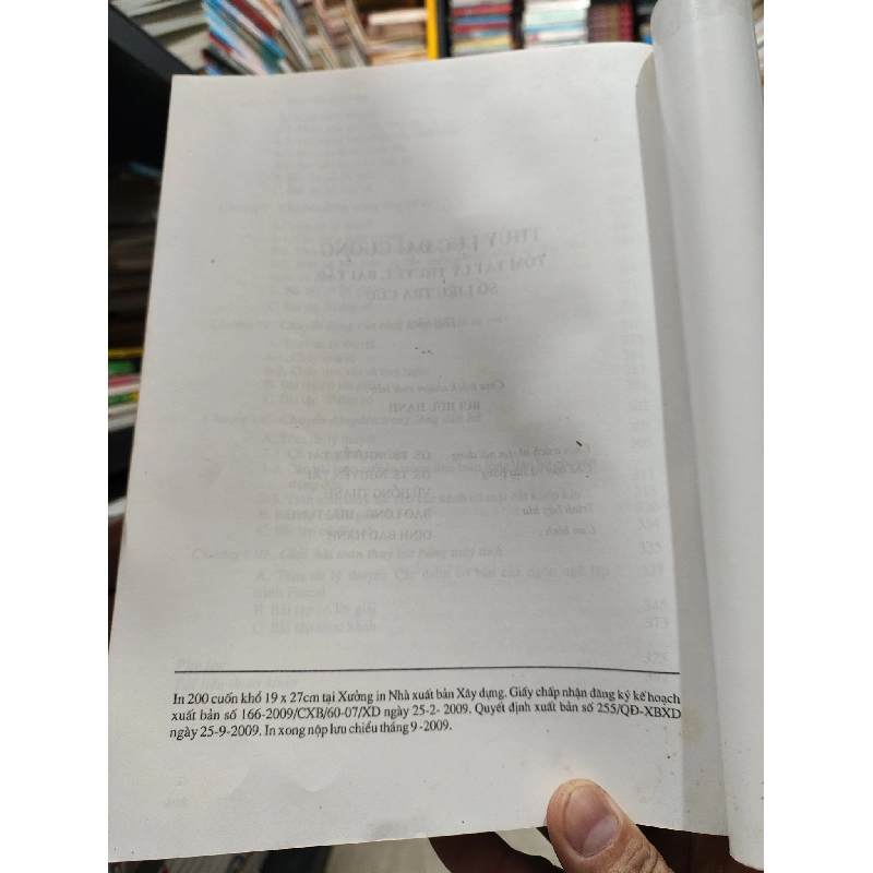 Thủy Lực Đại Cương - GS.TS Nguyễn Tài - PTS. Tạ Ngọc Cầu 996286