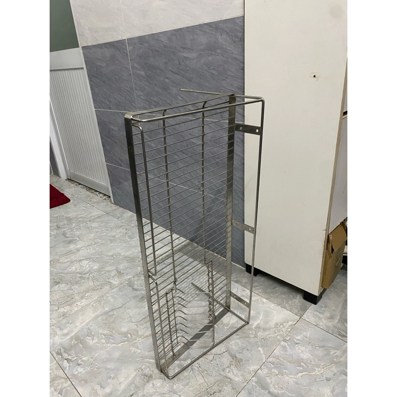 Kệ đựng chén dĩa gắn tường sử dụng tốt  502994
