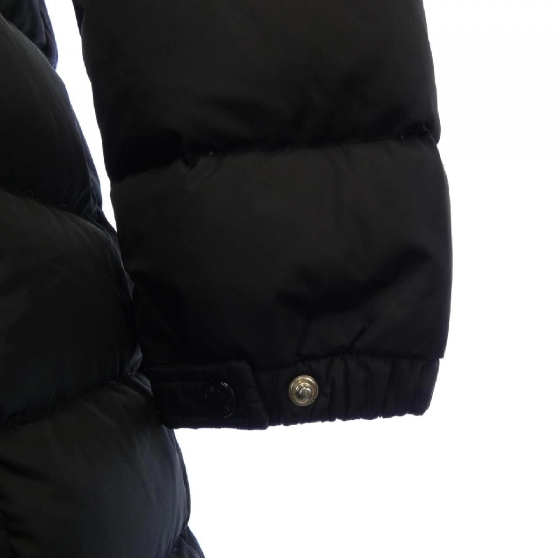 Áo khoác lông vũ MONCLER 635079