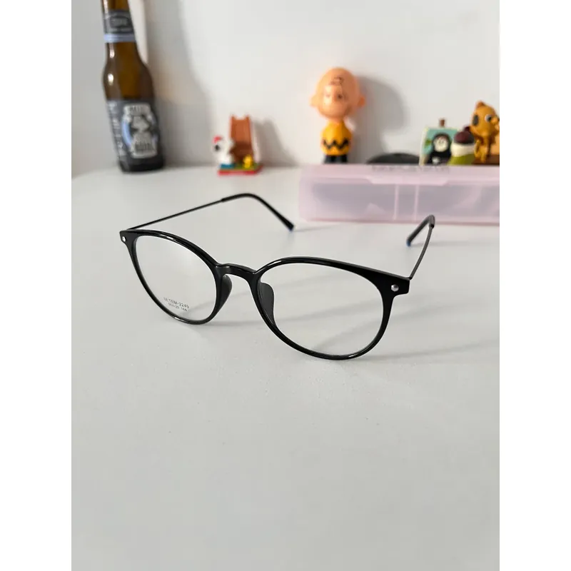 Kính mắt oval màu đen, mới, kính cận 559840