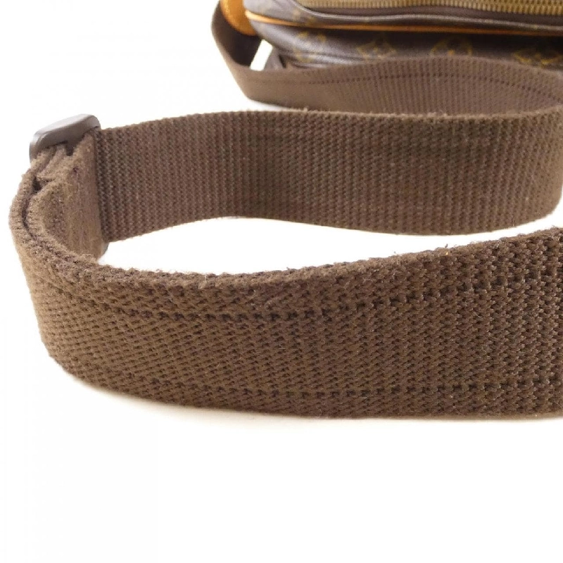 Túi đeo vai Louis Vuitton Monogram Reporter 37cm M45252 612674