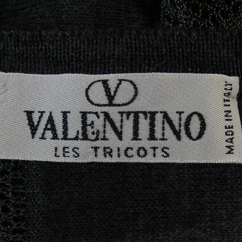 Áo khoác cardigan VALENTINO - Hàng hiệu Authentic 824730