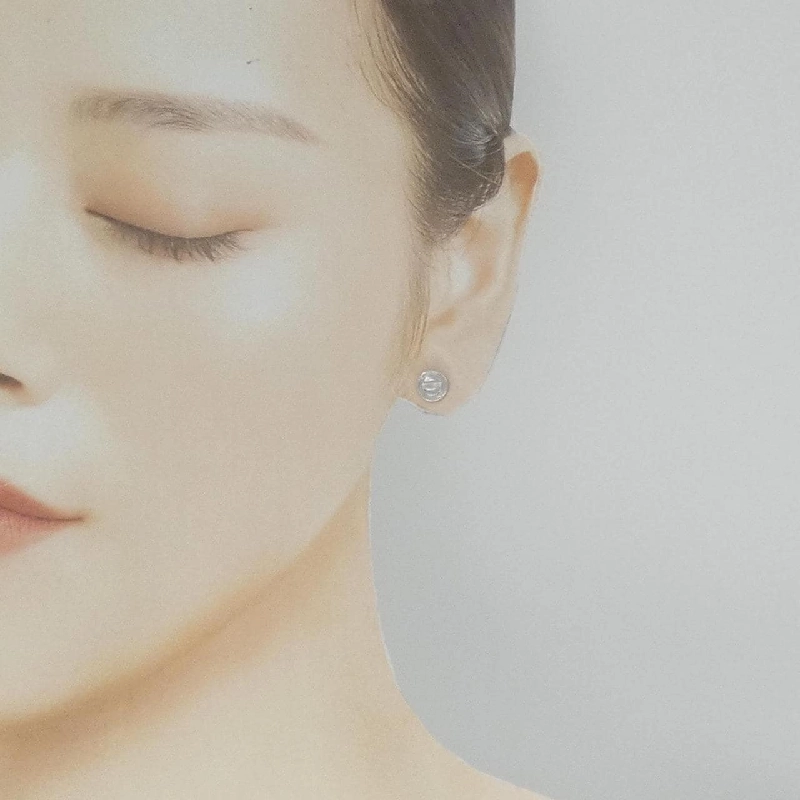 Khuyên tai Cartier Love 665990