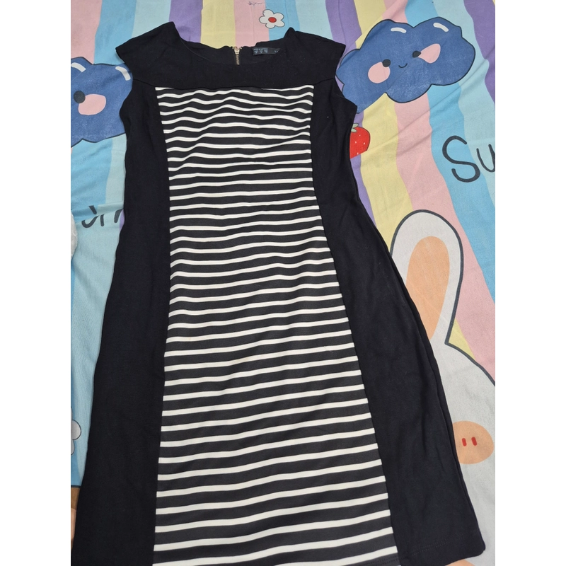 Váy ZARA dáng xuông, size M gần như mới 523422