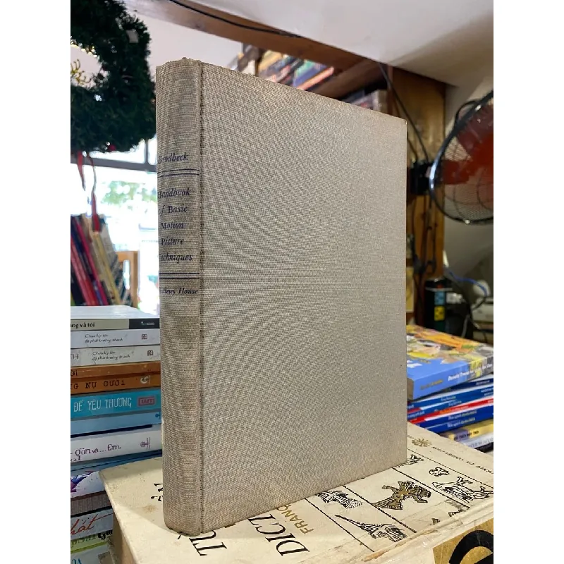 Handbook of Basic Motion Picture Techniques 726364