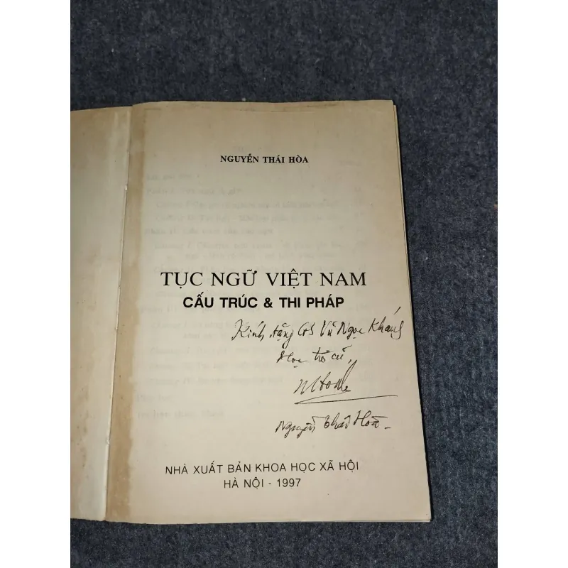 TỤC NGỮ VIỆT NAM. CẤU TRÚC VÀ THI PHÁP 957891