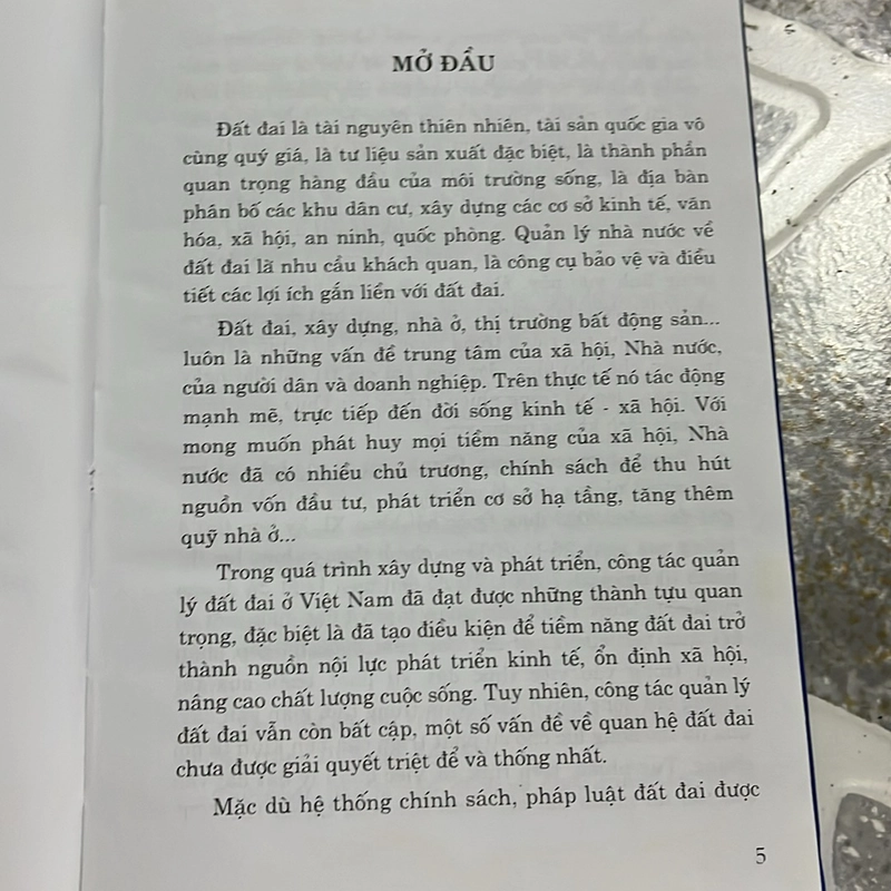 [luật - pháp lý] Nguy cơ tham nhũng dễ phát sinh trong quản lý và sử dụng đất đai 497950