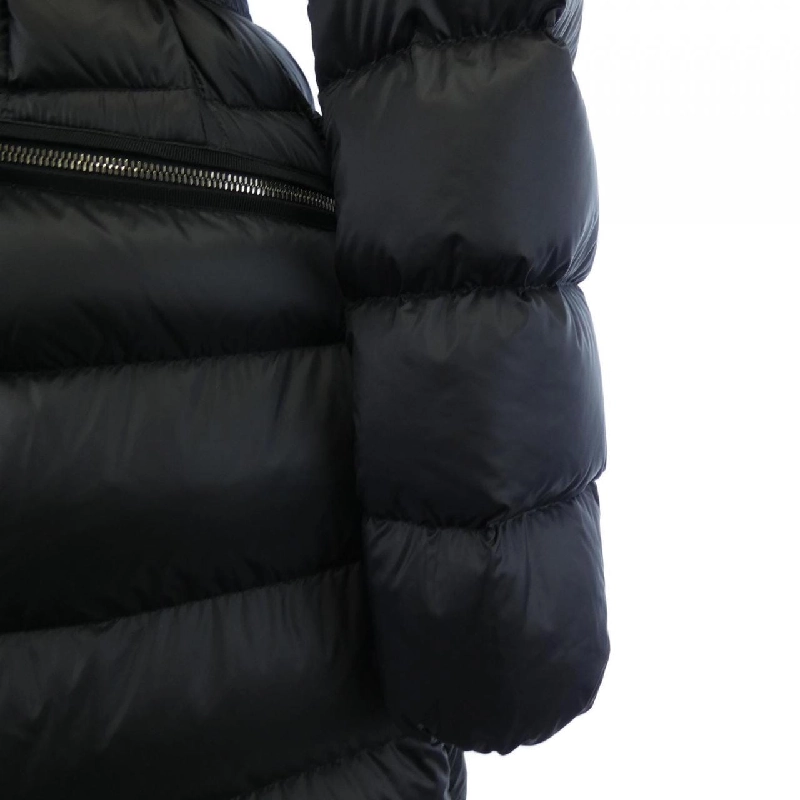 Áo khoác lông vũ MONCLER BOEDIC 633724