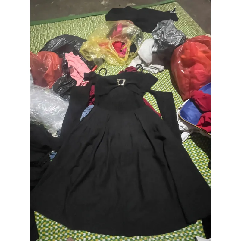 Váy xuống phố sang chảng  996748