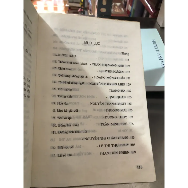 Truyện ngắn nữ trẻ chọn lọc  1012887