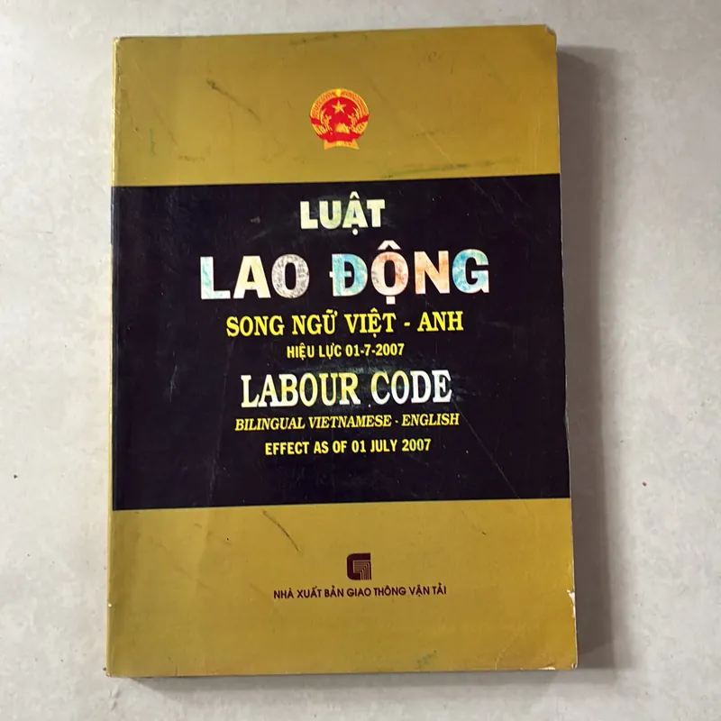 Luật lao động (Song ngữ) 727882