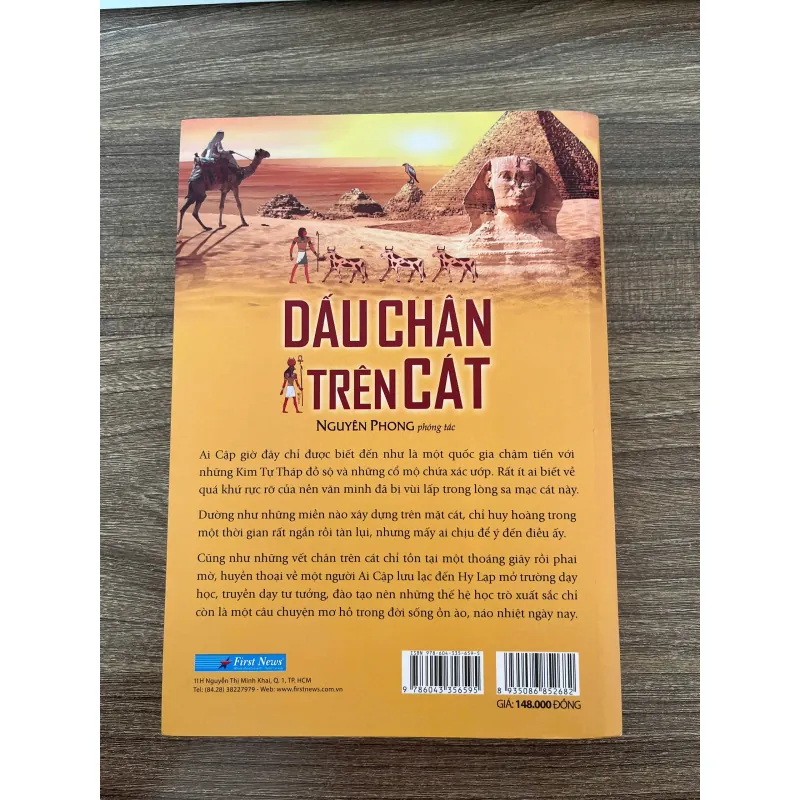 FREESHIP - DẤU CHÂN TRÊN CÁT - NGUYÊN PHONG 1004435