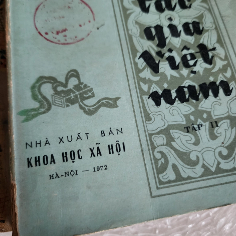 Lược truyện các tác gia Việt Nam | Trần Văn Giáp | 1971. 1972 528111
