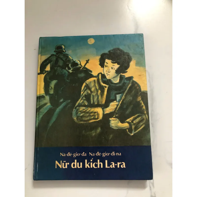 Nữ Du Kích La-ra - Na-đê-giơ-đa Na-đê-giơ-đi-na 708162