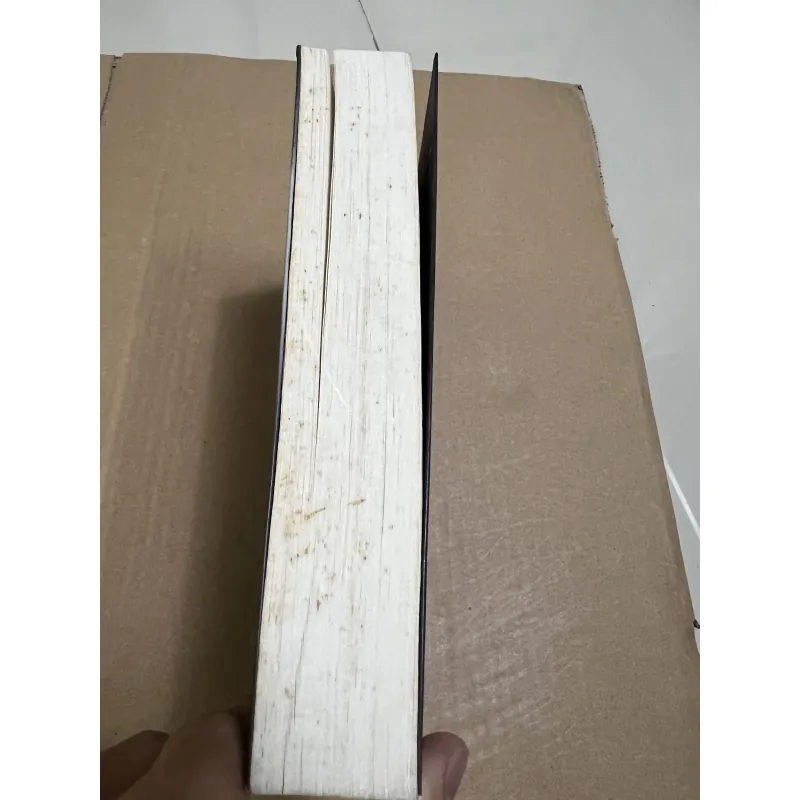 Grey El James 1022899