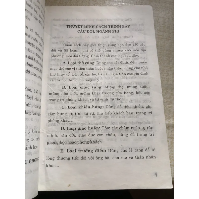 Câu đối Hoàng Phi thường dùng- Tân Việt-Thiểu Phong 968742