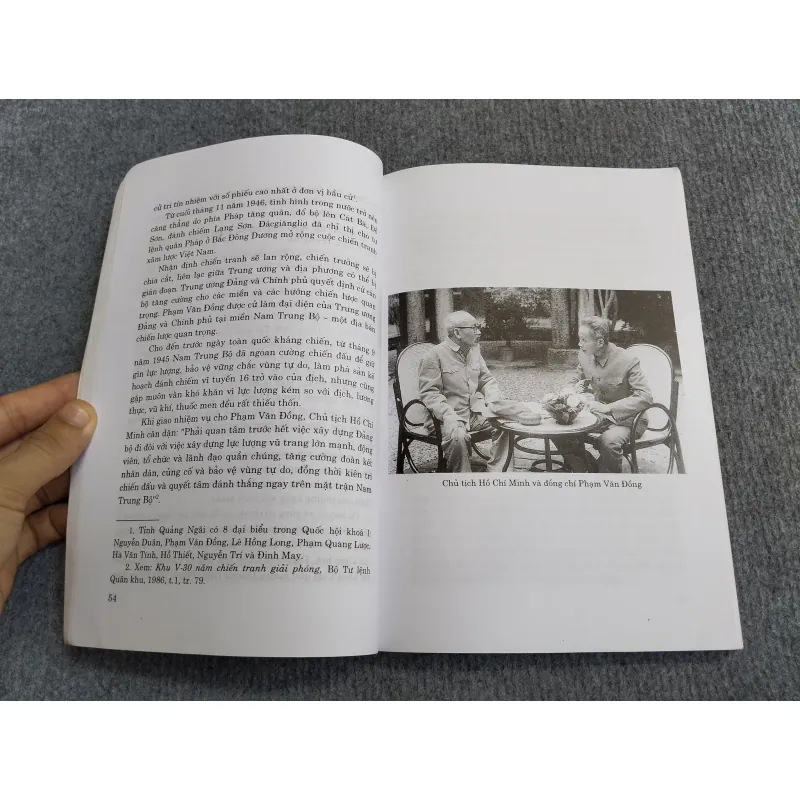 PHẠM VĂN ĐỒNG: NGƯỜI CON ƯU TÚ CỦA QUÊ HƯƠNG QUẢNG NGÃI 570695