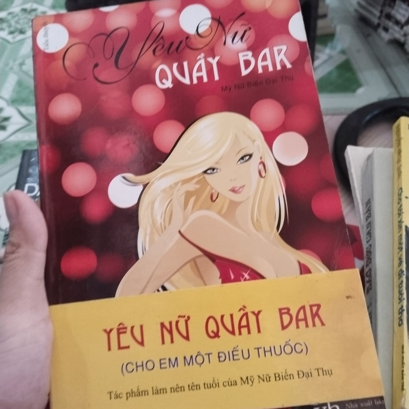 Yêu nữ quầy bar  552182