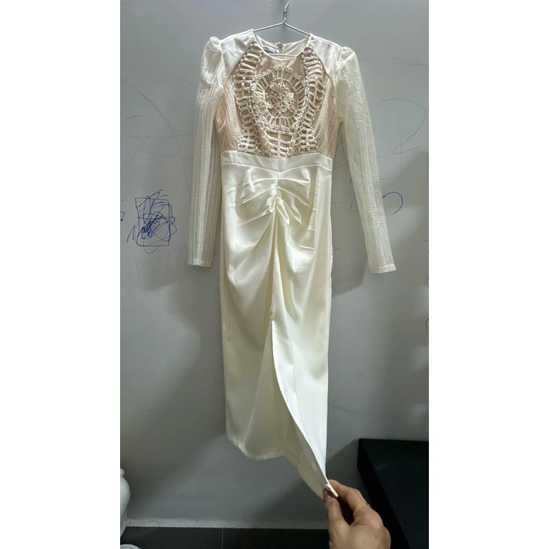 Đầm body tay dài xẻ tà trước 463053