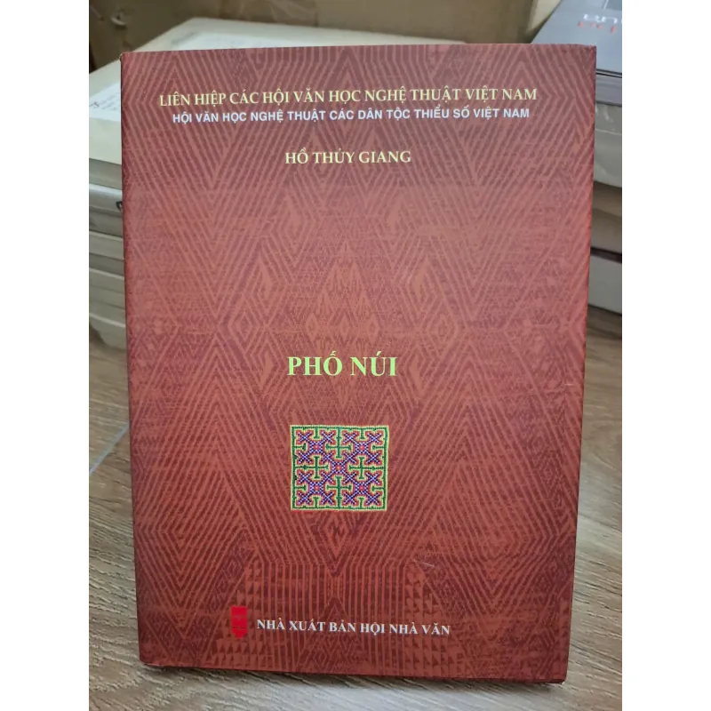 Phố Núi - Hồ Thủy Giang - Tập truyện ngắn 692845