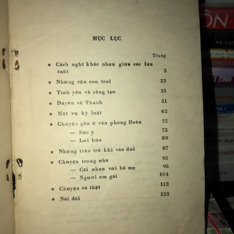 Chuyện ở văn phòng đoàn - Hoàng Ngọc Hà 1046860