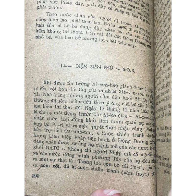 SÁCH MỘT CUỘC CHIẾN TRANH SÁU ĐỜI TỔNG THỐNG 783244