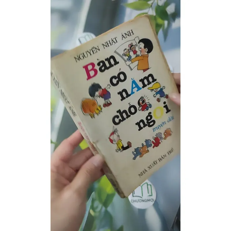 [MIỄN PHÍ BỌC SÁCH] [XƯA] Bàn Có Năm Chỗ Ngồi (1994) - Nguyễn Nhật Ánh 997850