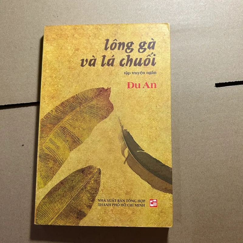 Lông gà và lá chuối 571764