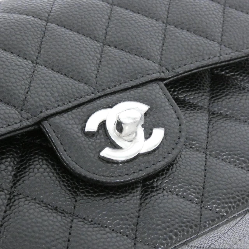 Túi xách chéo Chanel 1113 610581