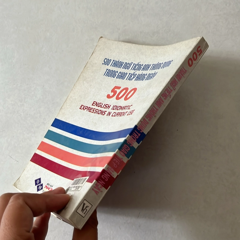 500 English Idiomatic expressions in current use 518636