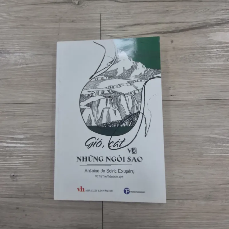 Sách "Gió, cát và những vì sao" 709572