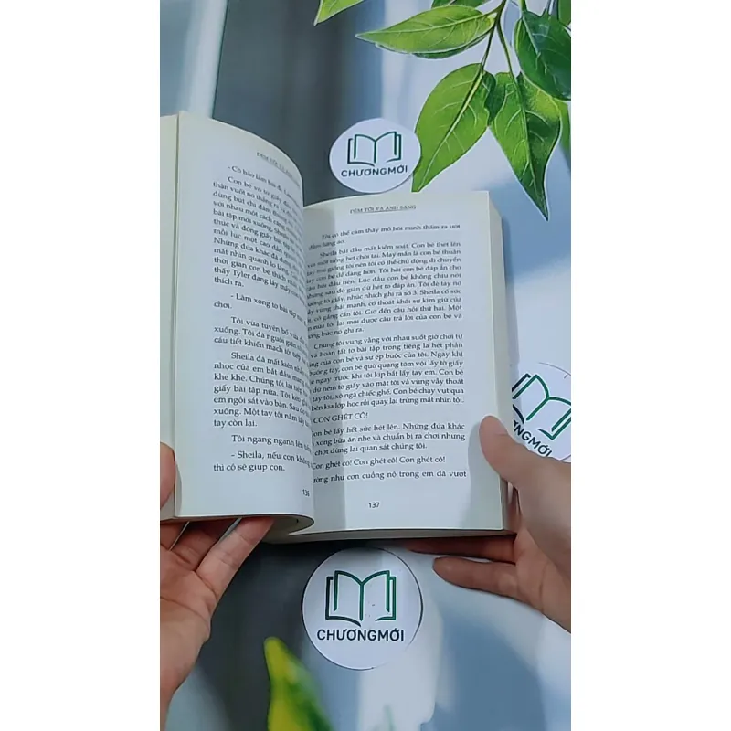 Đêm Tối và Ánh Sáng - Torey Hayden 634462