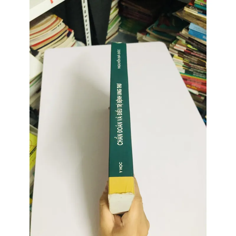 CHẨN ĐOÁN VÀ ĐIỀU TRỊ BỆNH UNG THƯ ( Nguyễn Bá Đức) 700895