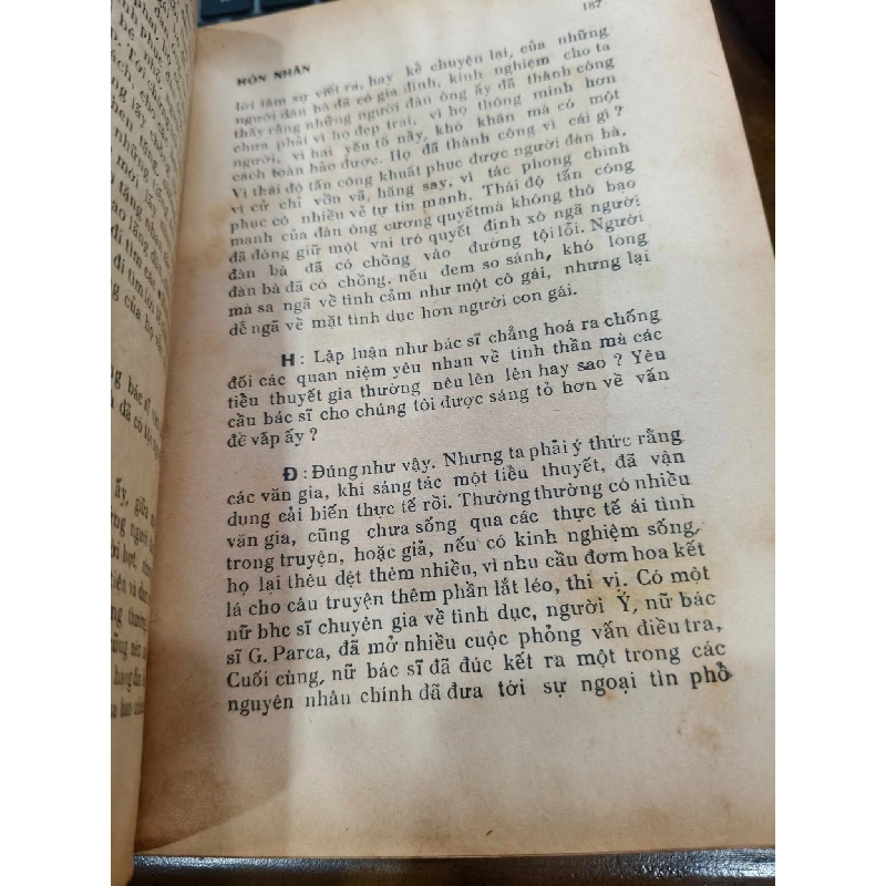 Giáo dục hôn nhân - Valensin 187695