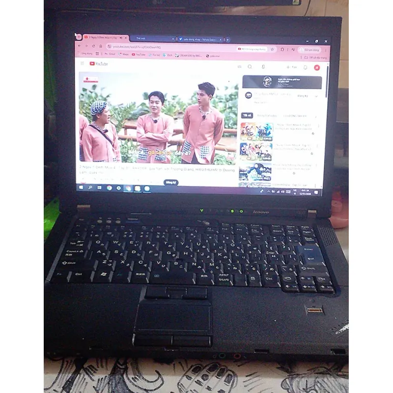 Laptop Fujitsu win10 màu đen 19in đã sử dụng còn mới 90% để 774519