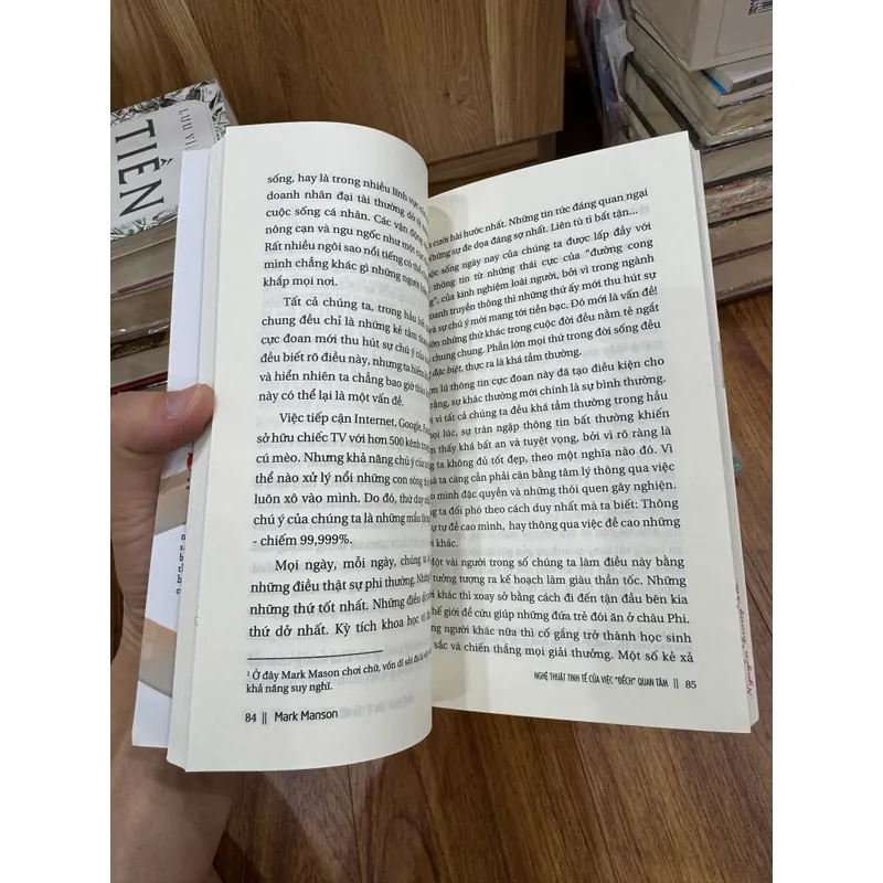 Nghệ thuật đếch quan tâm 558363