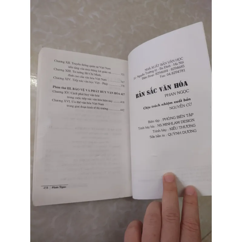 Sách: Bản sắc văn hoá Việt Nam - Tác giả: Phan Ngọc 707852