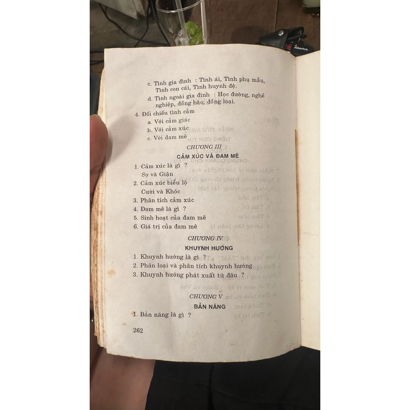 TIẾNG CON TIM VÀ TIẾNG LƯƠNG TÂM  - HOÀNG XUÂN VIỆT (Có chữ ký Tác Giả)  451945
