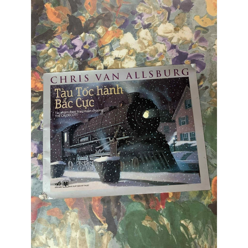 Tàu Tốc Hành Bắc Cực - Chris Van Allsburg 537926