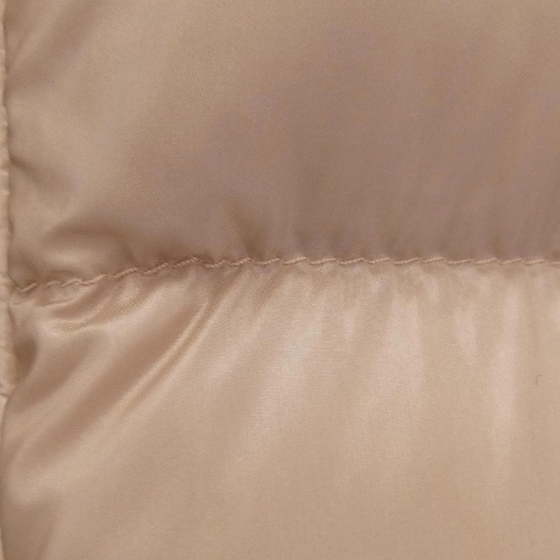 Áo khoác lông vũ MONCLER 643984