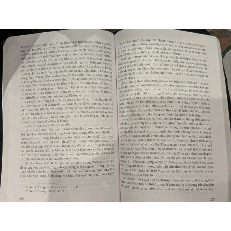 Giáo trình Triết Học 612427