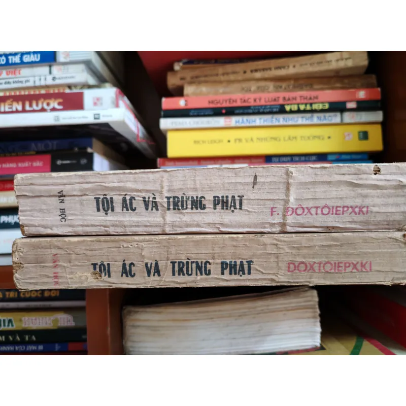 Tội ác và trừng phạt (Tội ác và hình phạt) 778925